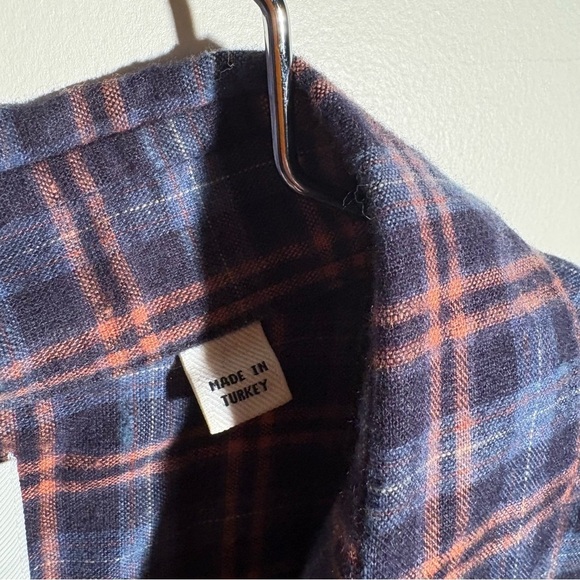 Billy Reid Standard Fit Cotton/Linen Button Down Shirt - Picture 5 of 8